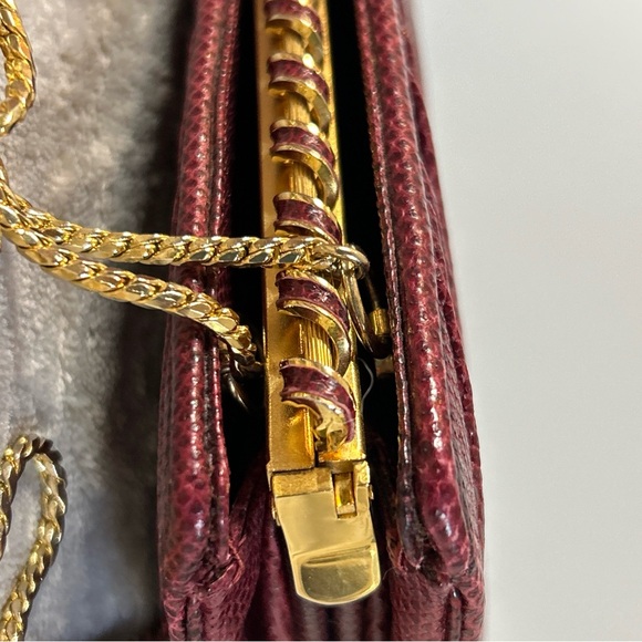 Judith Leiber Lizard Skin Purse with Gold Toned Hardware - Picture 12 of 14